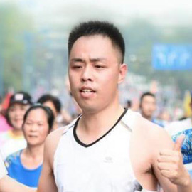 王新輝